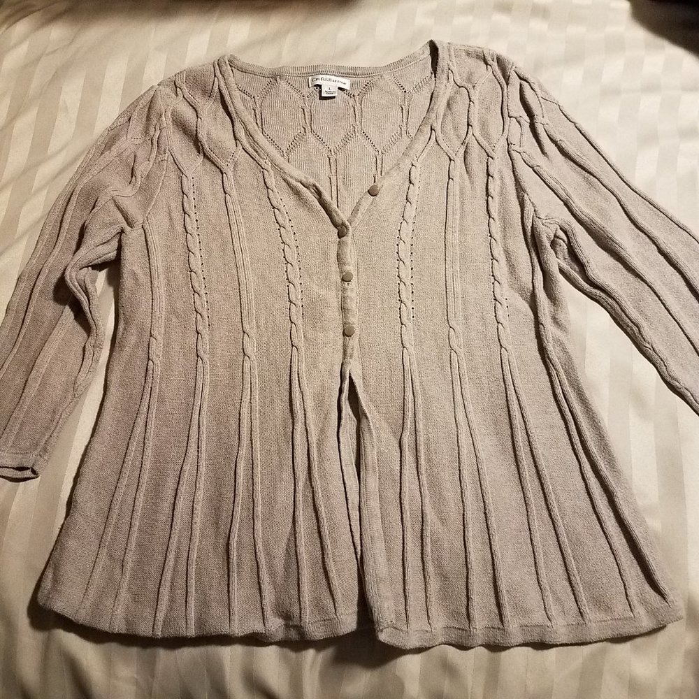 🥰3☆$25  Croft and Barrow cream/tan sweater